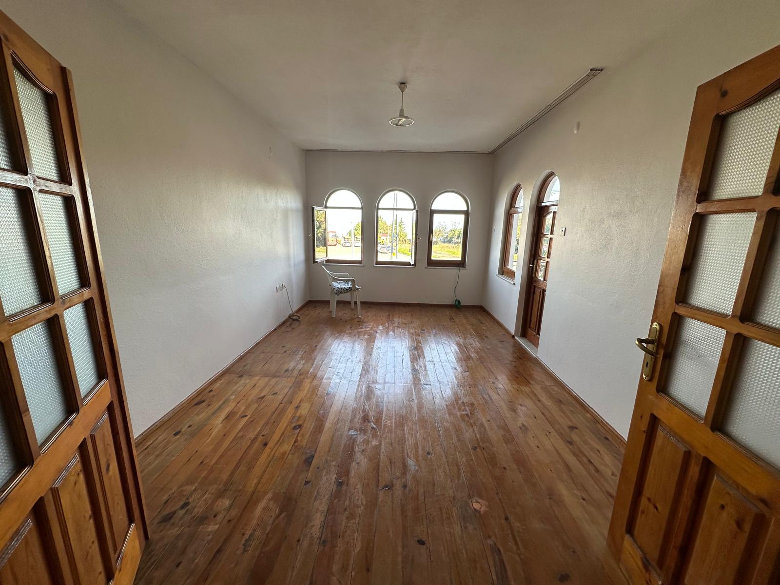 MABEL GAYRİMENKUL/DENİZLİ'DE ANA YOLA SIFIR SATILIK ARSA VE BİNA